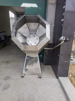 二手拌料机 一台800型八角拌料混合机 9成新1到3年